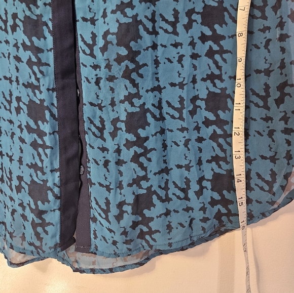 Banana Republic Sheer Blue Tank Top Blouse! - Picture 6 of 6